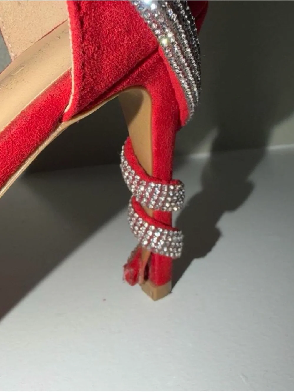 Wild Diva striking red